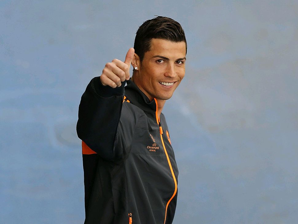 2020 赛季：大联盟球员在黑人平权运动期间，通过佩戴黑色臂章表达立场