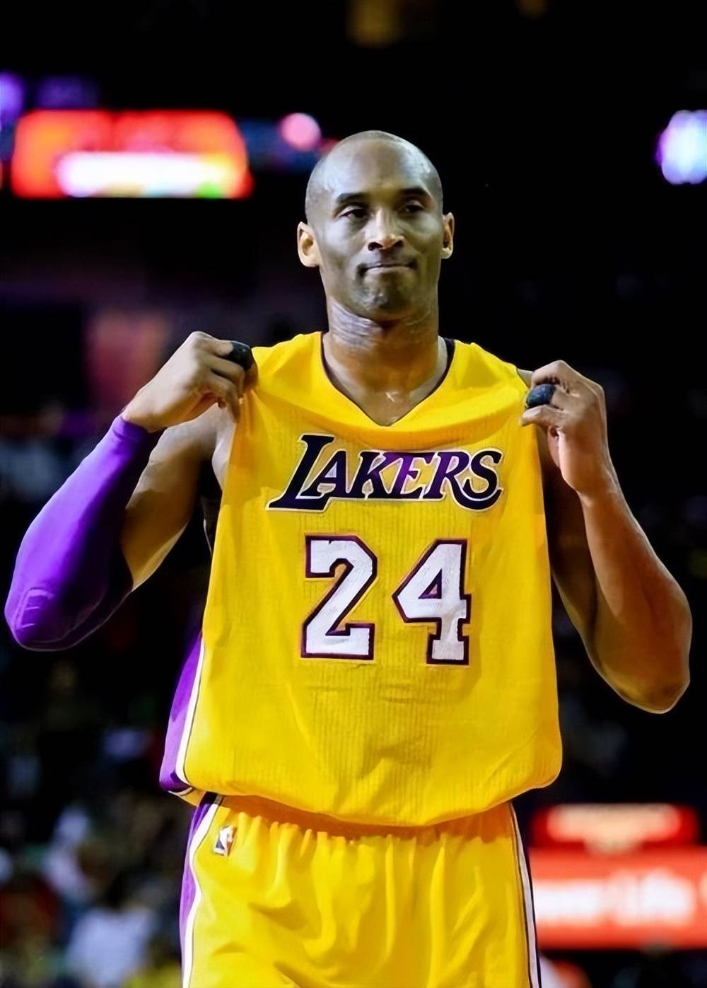 《光与影：33号远征队》拿下金摇杆奖所有提名奖项