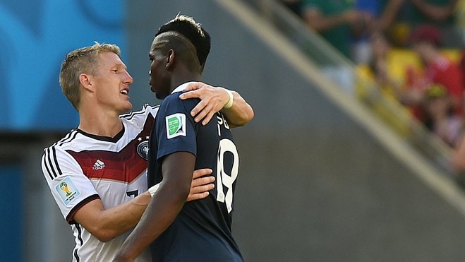 LOL：双冠军教练被嫌弃无能，官方发文选手实力很强，但教练水平一般