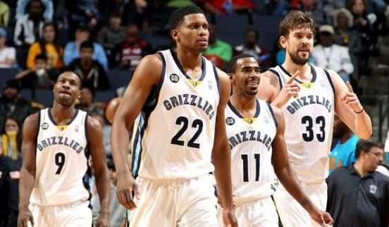 匹兹堡海盗新星保罗·斯肯斯（Paul Skenes）在 2024 年首秀狂飙 100 迈，预定未来赛扬奖