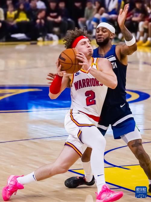 被国米拉开3分差距，罗马对阵卡利亚里6场不败被终结